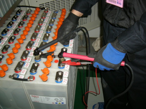 HIGH RATED (CURRENT) DISCHARGE TESTING MACHINE